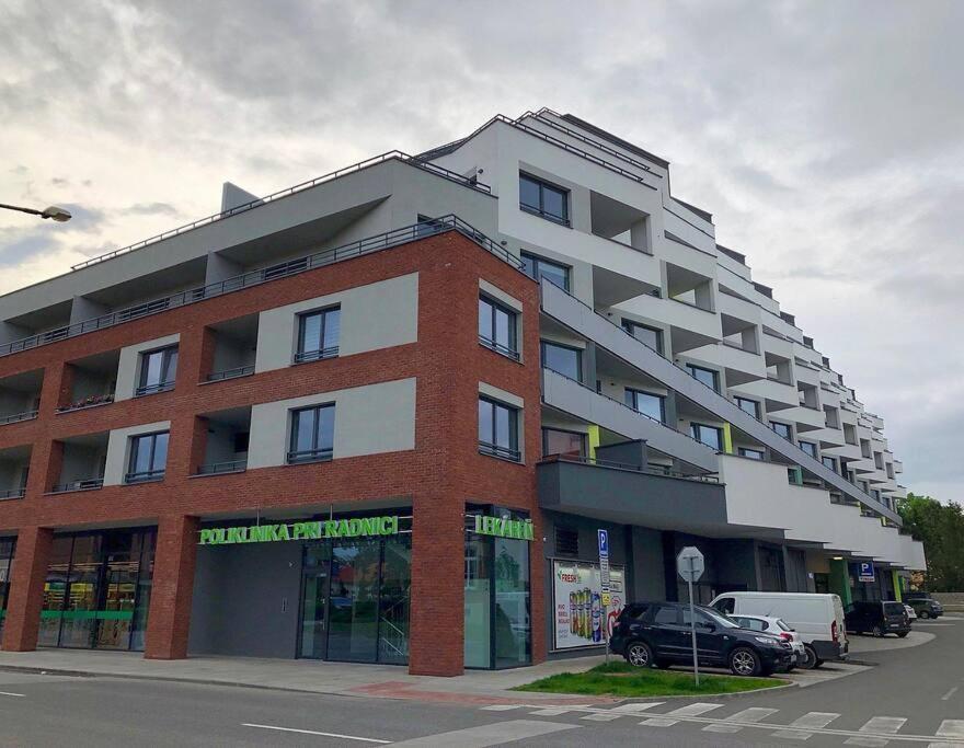 Apartman Soul 200 M Do Centra S Private Parking Free Apartment Кошице Екстериор снимка
